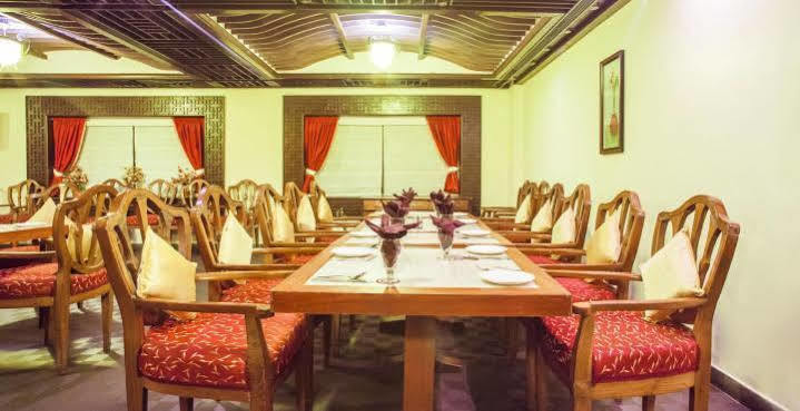Hotel Grand International Райпур Экстерьер фото