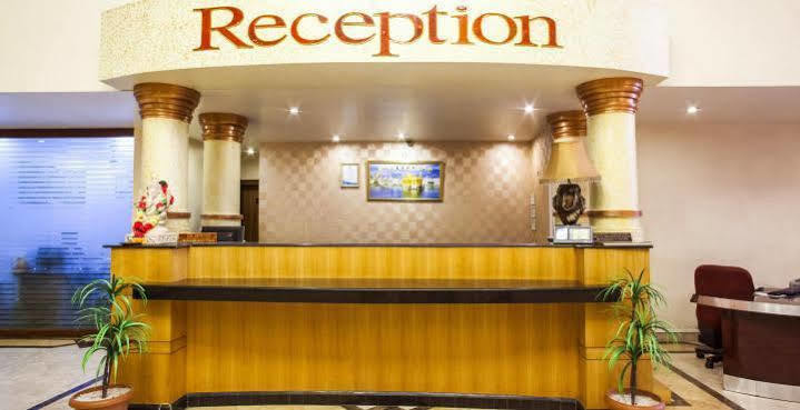 Hotel Grand International Райпур Экстерьер фото