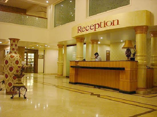 Hotel Grand International Райпур Экстерьер фото